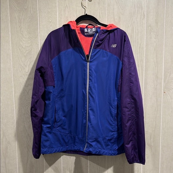 New Balance Colorful Hooded Windbreaker - Picture 1 of 10